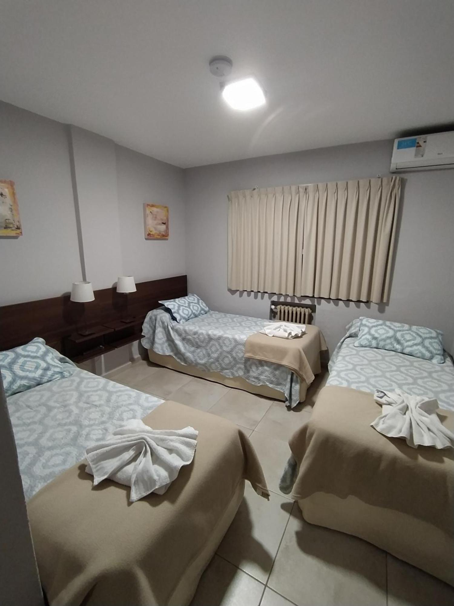 Hotel Hurlingham Villa Carlos Paz Bilik gambar